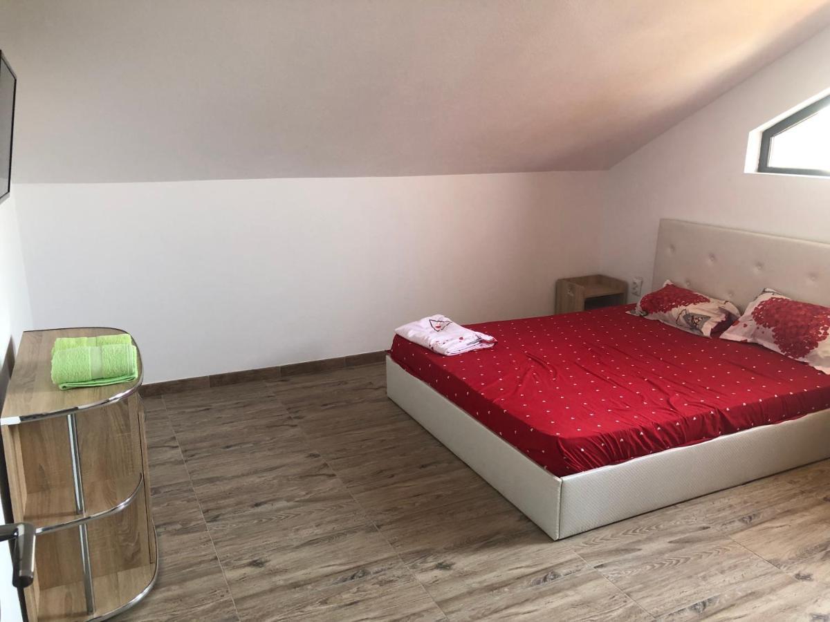 فندق Vila Antonia كوستِنيست المظهر الخارجي الصورة